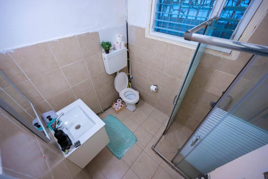 Studio Apartment In Ben Yehuda Cozy And Convinent Tel Aviv Exterior photo